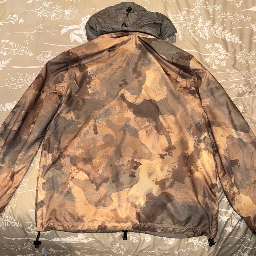 Armani Exchange Men’s Lightweight Jacket - Picture 2 of 5